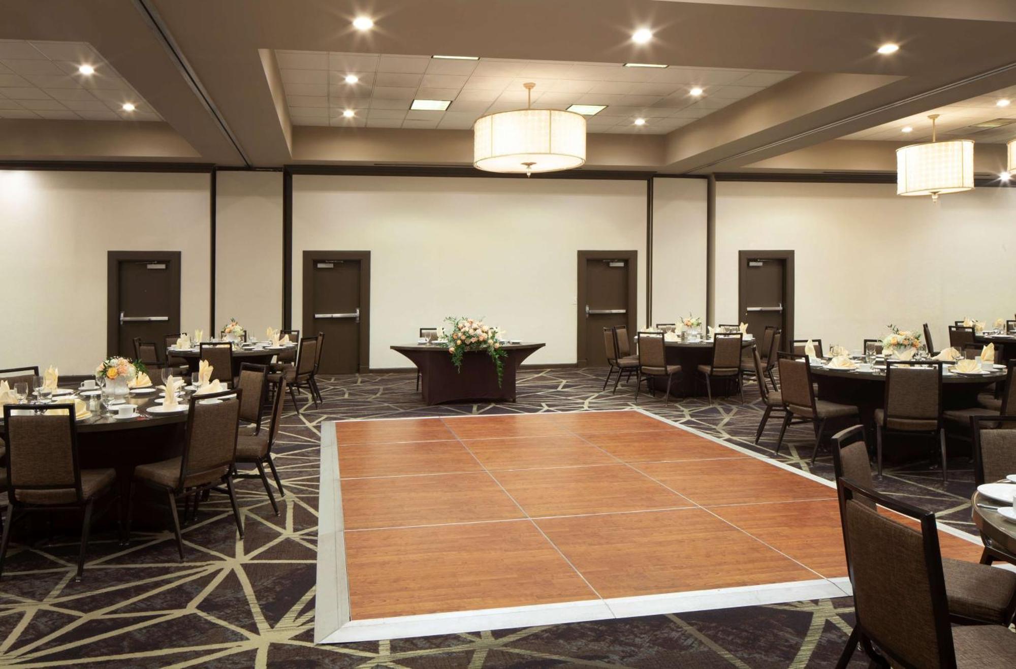 Embassy Suites By Hilton Philadelphia Airport Esterno foto