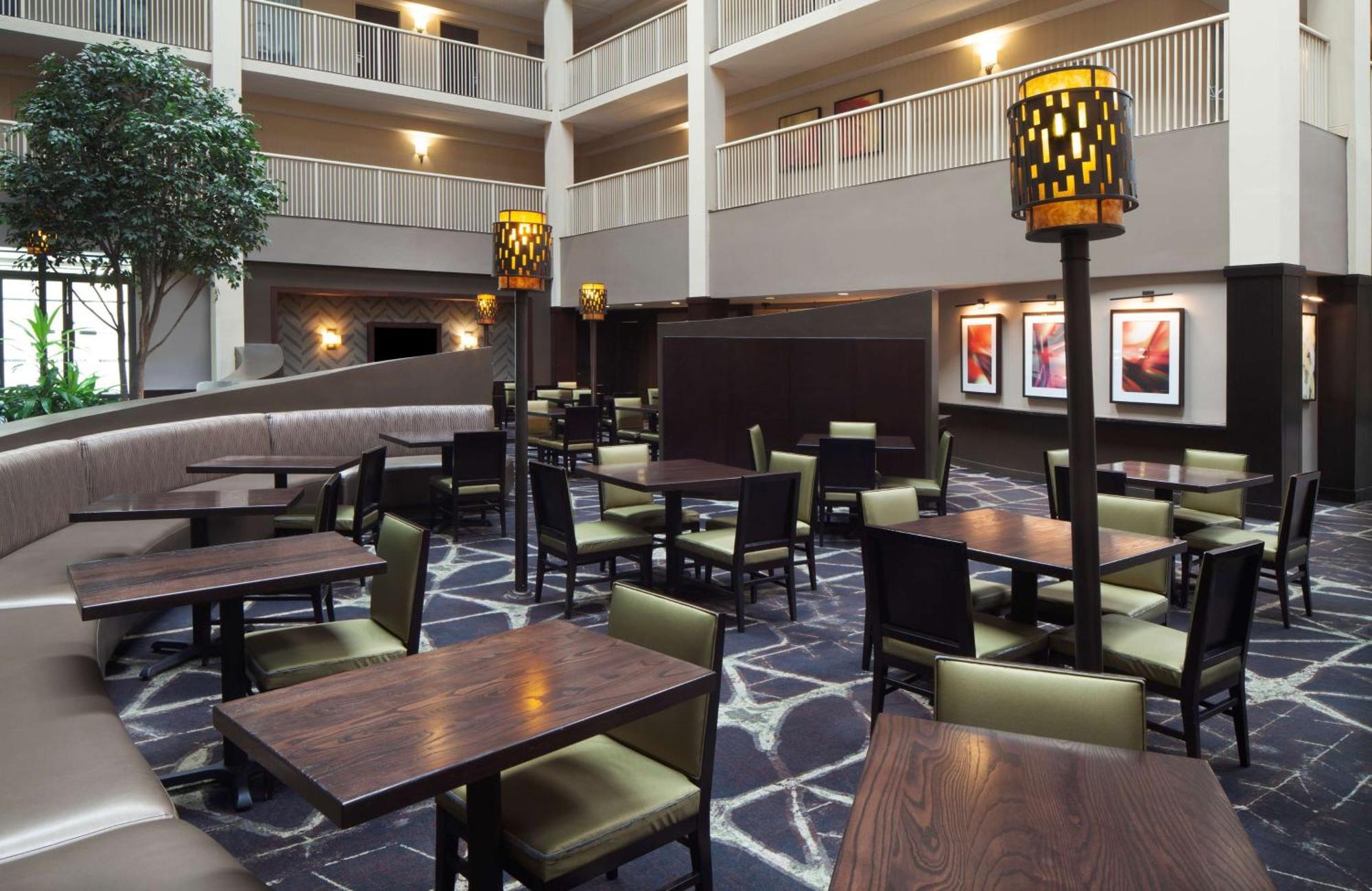 Embassy Suites By Hilton Philadelphia Airport Esterno foto