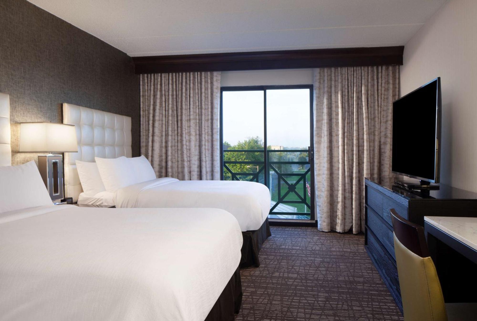Embassy Suites By Hilton Philadelphia Airport Esterno foto